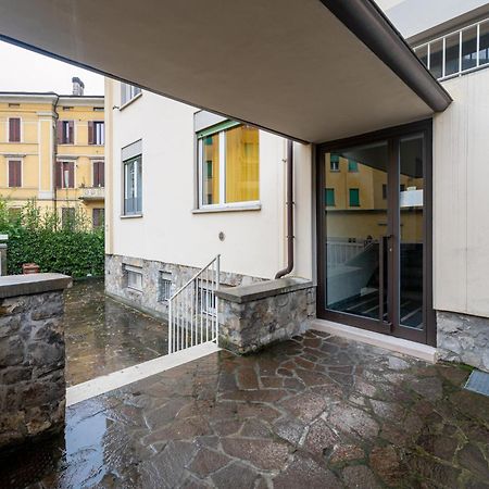 Parma Centro-Stazione Express Apartment Екстер'єр фото