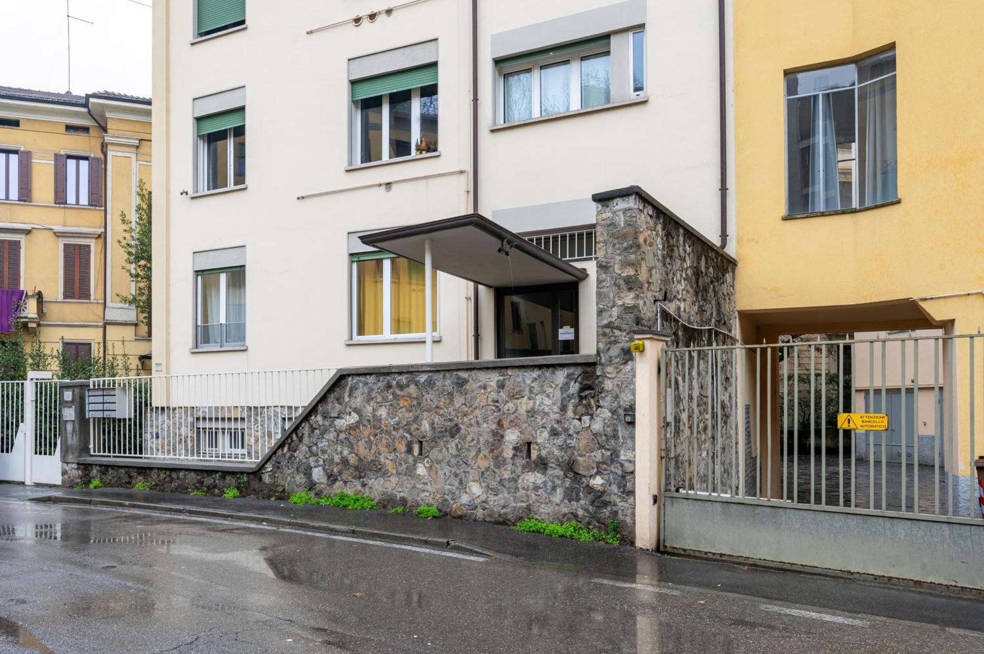 Parma Centro-Stazione Express Apartment Екстер'єр фото